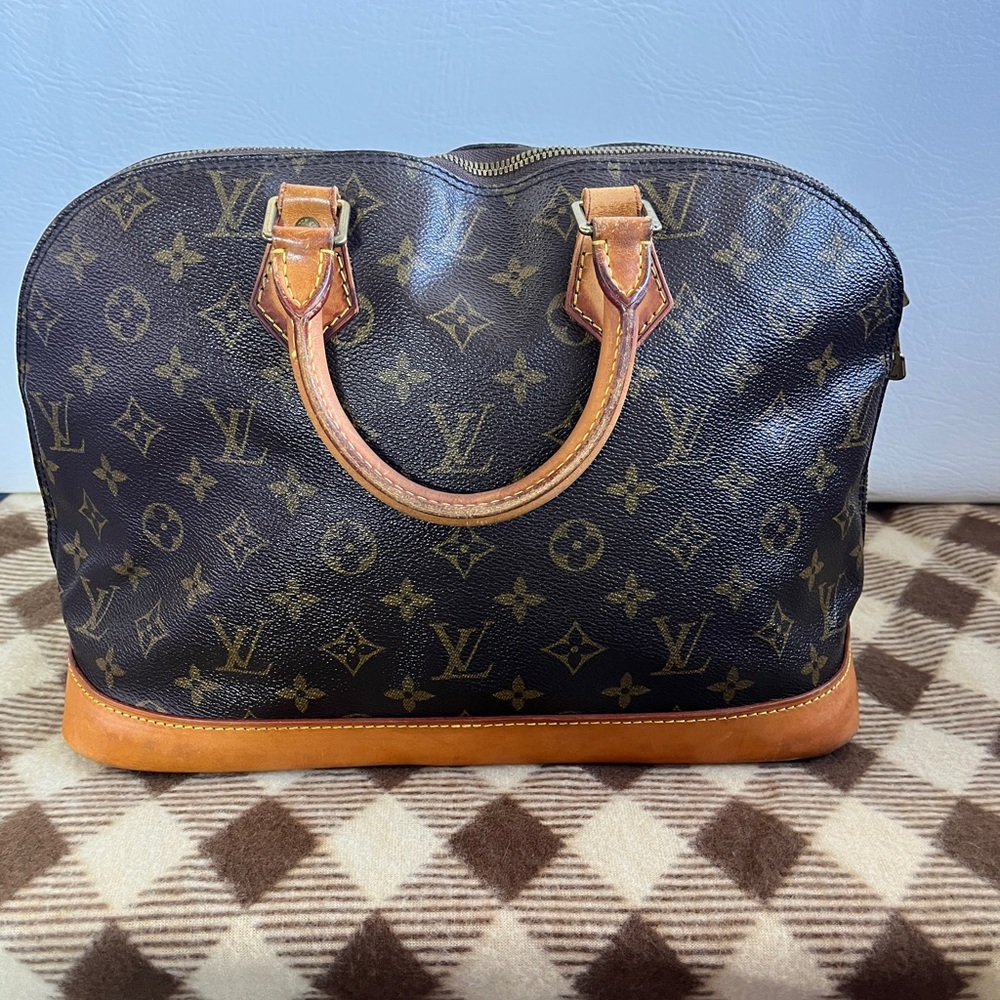 Louis Vuitton Alma PM Monogram Handbag Satchel Authentic Vintage